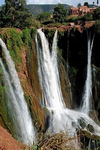 Особенный водопад - Узуд